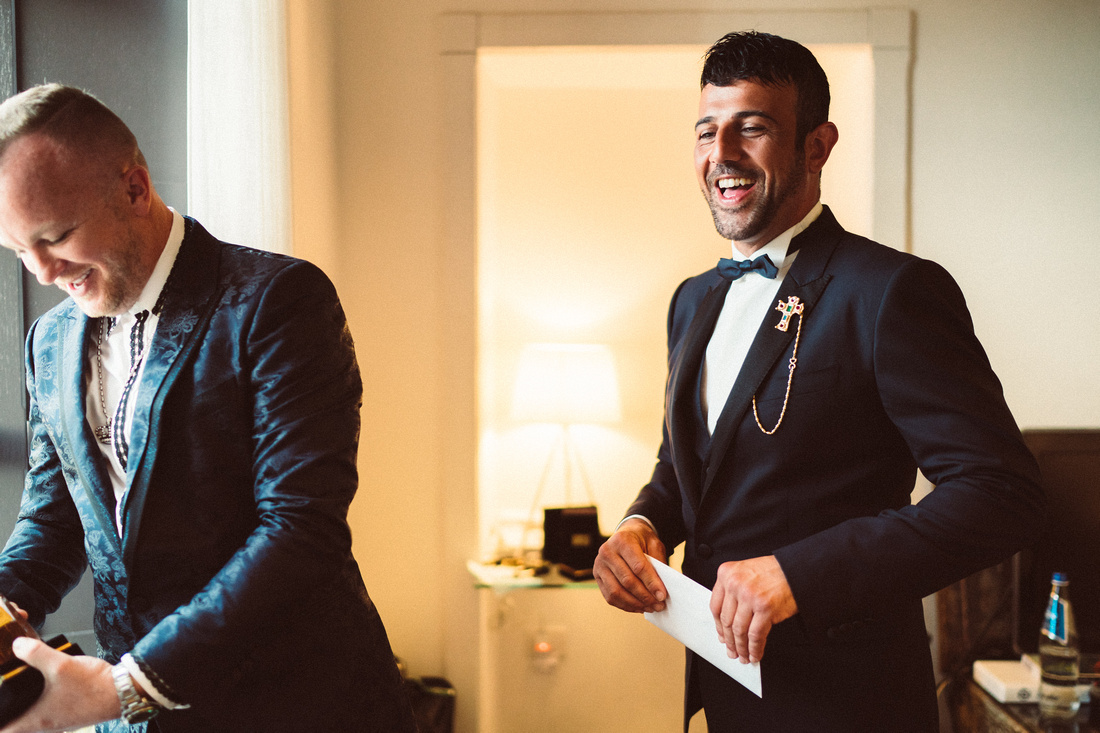 Shane & Roberto 00964